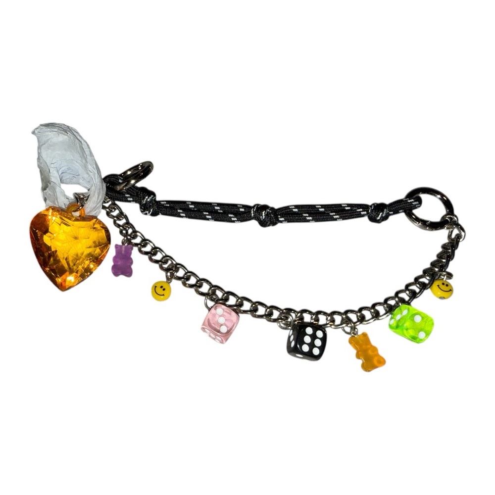 Steve Madden NWOT Multicolor Charm Key Holder - Picture 2 of 2
